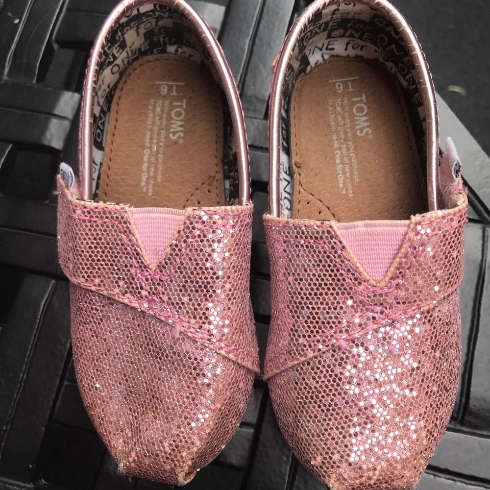 Children’s Toms Pink sparkle